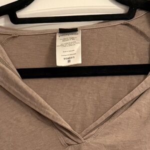 Patagonia Women's Tan hooded Top Sz M